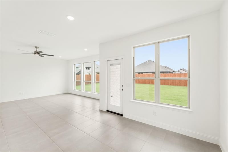 1112 Tanger Lane, Crowley TX 76036 - Photo 10