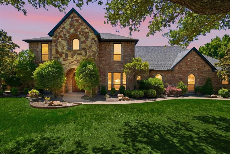 5079 April Lane, Waxahachie TX 75165