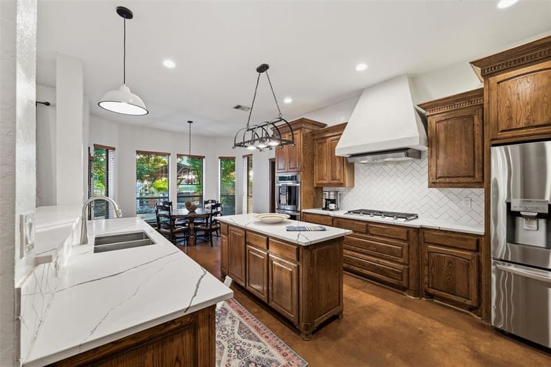 5079 April Lane, Waxahachie TX 75165 - Photo 10