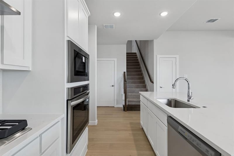 733 Lyft Lane, Aledo TX 76008 - Photo 11