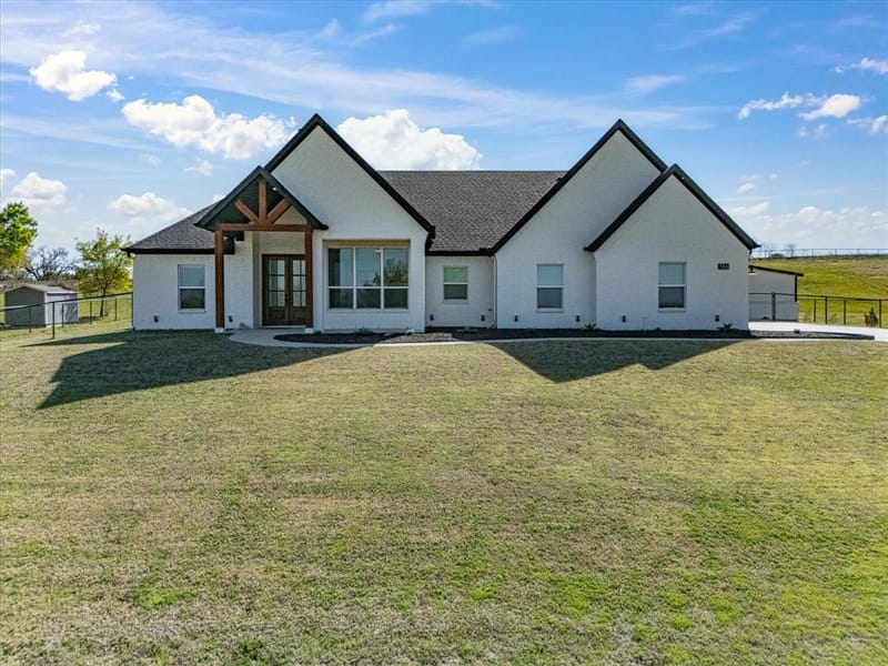 356 Scenic Wood Drive, Reno TX 76020
