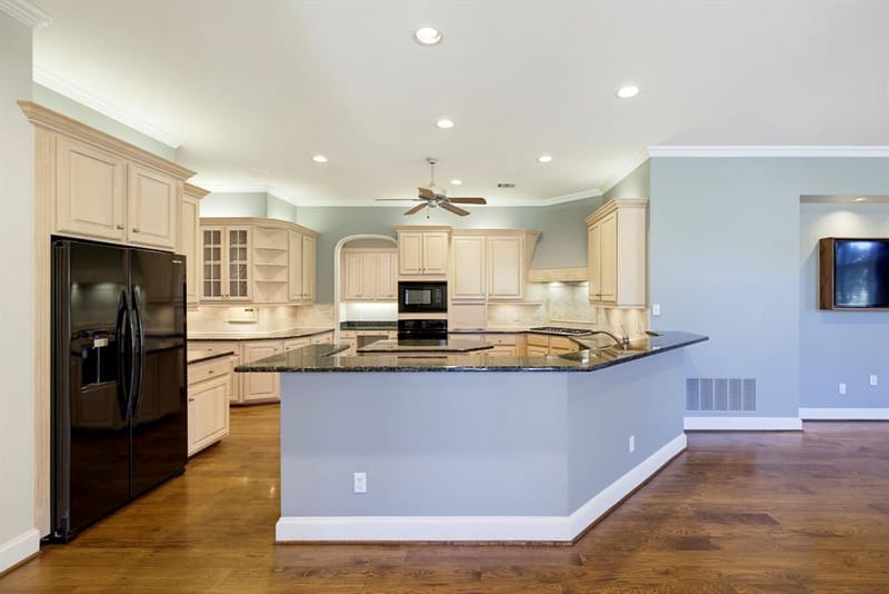 6008 Laurel Valley Court, Fort Worth TX 76132 - Photo 9