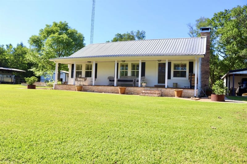 387 County Road 2101, Ivanhoe TX 75447