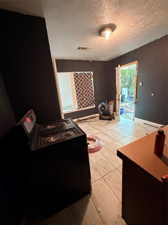 1531 Padgitt Avenue, Dallas TX 75203 - Photo 7