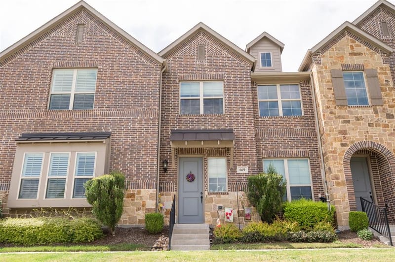 669 Trail Side Drive, Lewisville TX 75067