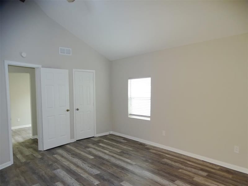 202 E Cober Drive, Grand Prairie TX 75051 - Photo 17