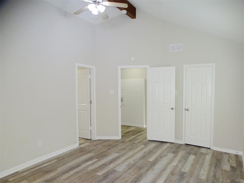 202 E Cober Drive, Grand Prairie TX 75051 - Photo 15