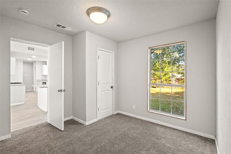 948 Carom Way, Dallas TX 75217 - Photo 11