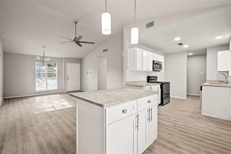 948 Carom Way, Dallas TX 75217 - Photo 8