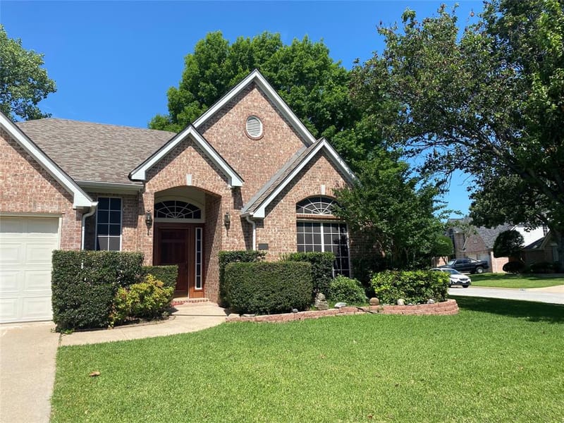 5730 Champion Court, Arlington TX 76017 - Photo 2