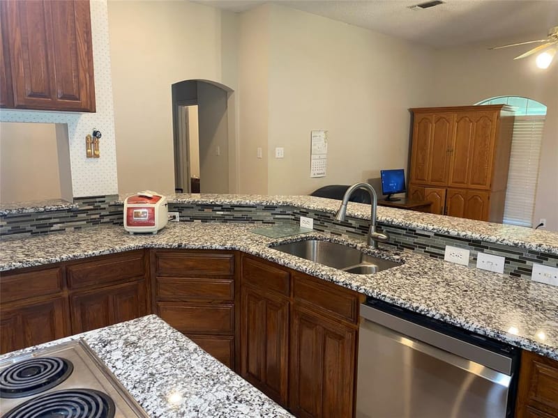 5730 Champion Court, Arlington TX 76017 - Photo 12