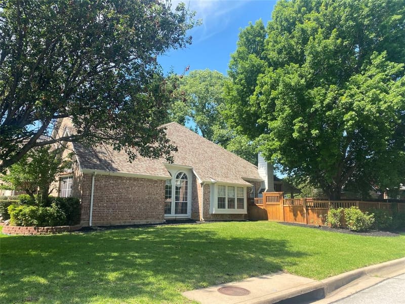 5730 Champion Court, Arlington TX 76017 - Photo 3