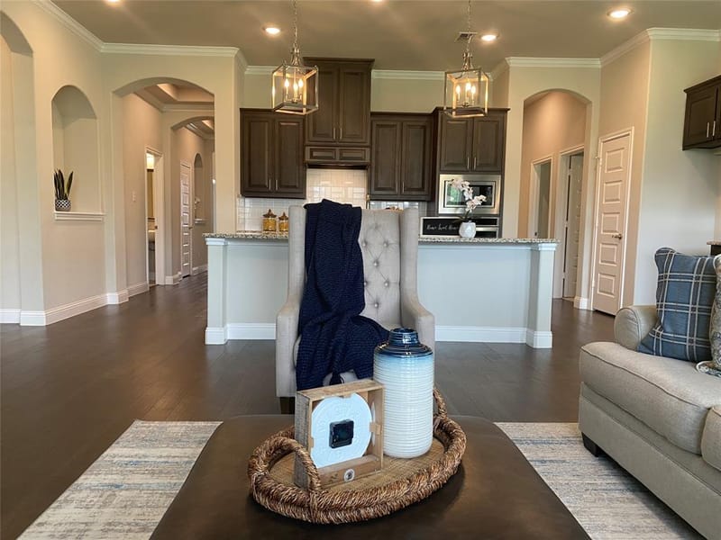 209 Johnson Street, Granbury TX 76048 - Photo 11