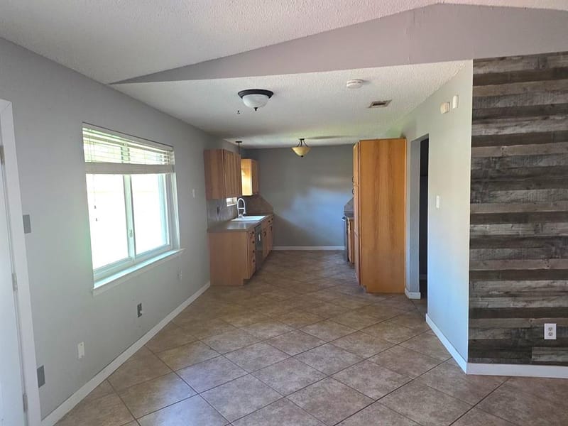 1900 26th Avenue, Mineral Wells TX 76067 - Photo 6