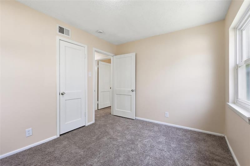 807 Highland Drive, Arlington TX 76010 - Photo 27