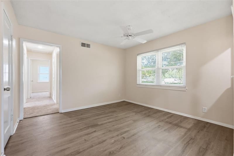 807 Highland Drive, Arlington TX 76010 - Photo 7