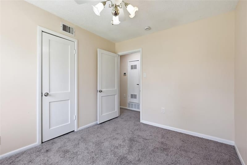 807 Highland Drive, Arlington TX 76010 - Photo 20