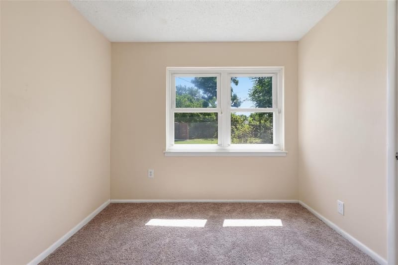 807 Highland Drive, Arlington TX 76010 - Photo 18