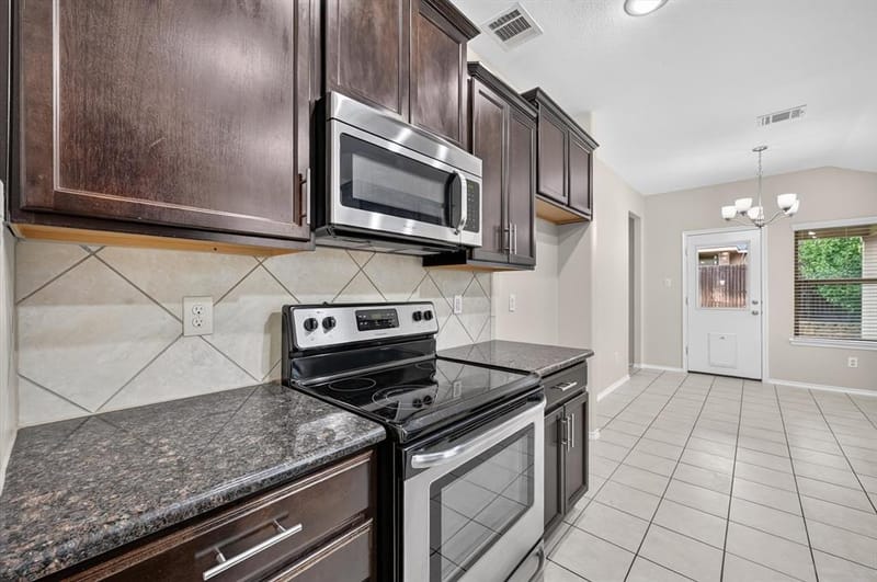 1325 Cheyenne Drive, Aubrey TX 76227 - Photo 7