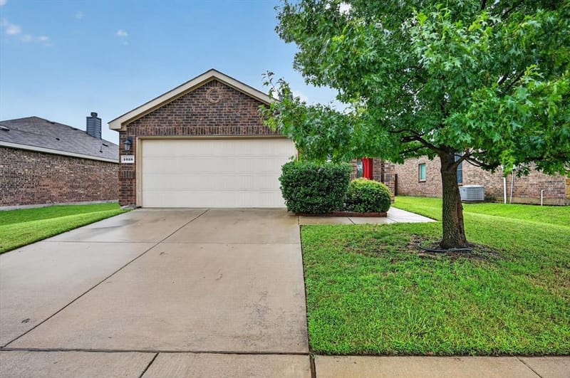 1325 Cheyenne Drive, Aubrey TX 76227