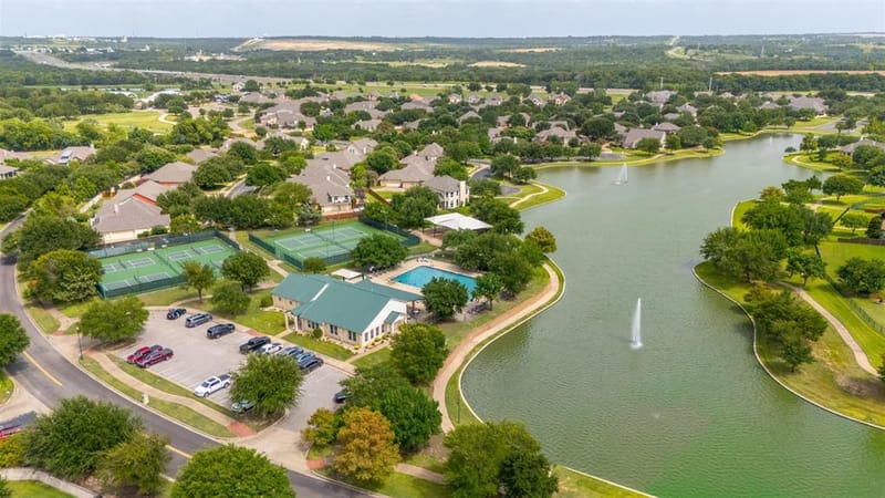 335 Edinburgh Lane, Waco TX 76712 - Photo 36