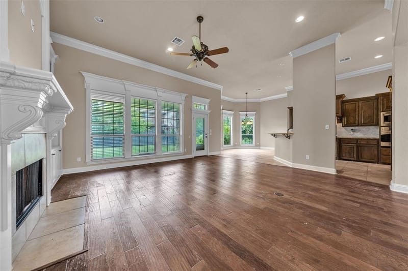 335 Edinburgh Lane, Waco TX 76712 - Photo 11