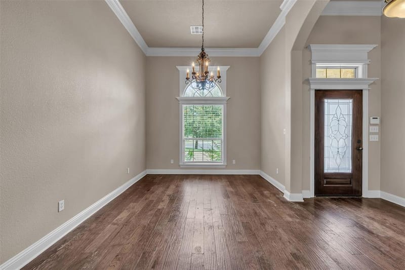 335 Edinburgh Lane, Waco TX 76712 - Photo 8