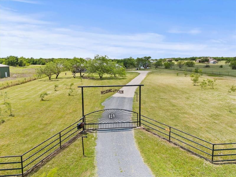 5476 County Road 2646, Royse City TX 75189
