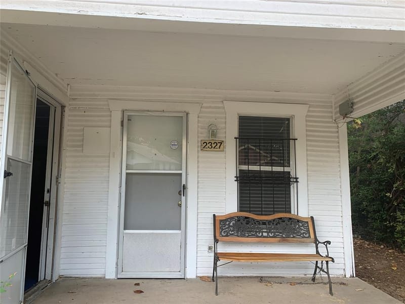 2327 Dathe Street, Dallas TX 75215 - Photo 5