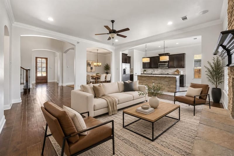 134 Pinewood Avenue, Red Oak TX 75154 - Photo 2