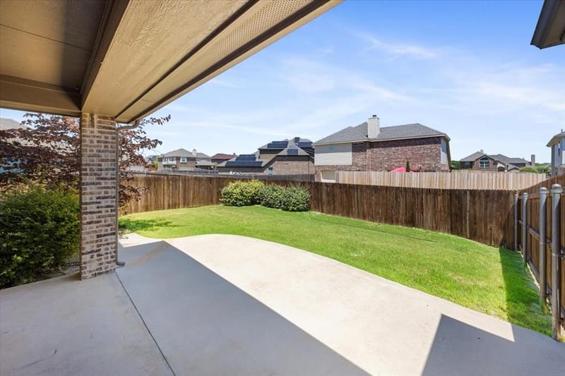 134 Pinewood Avenue, Red Oak TX 75154 - Photo 37