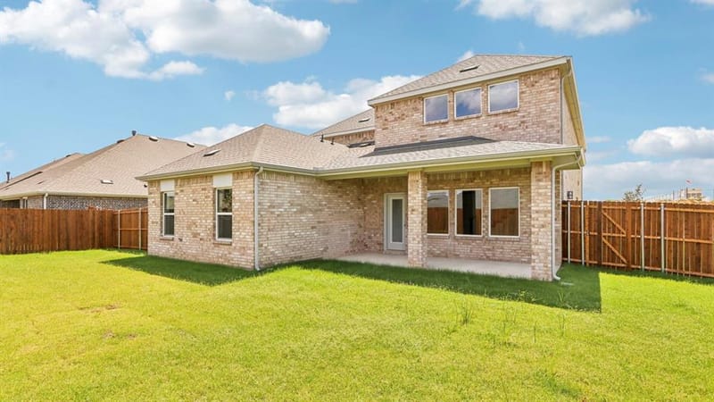 9521 Dugout Drive, Aubrey TX 76227 - Photo 11