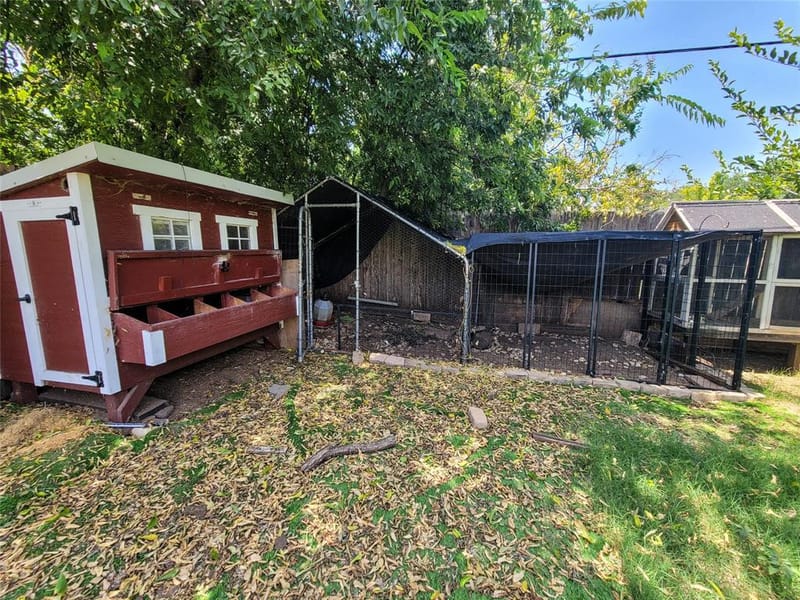 2004 N 40th Street, Waco TX 76707 - Photo 35