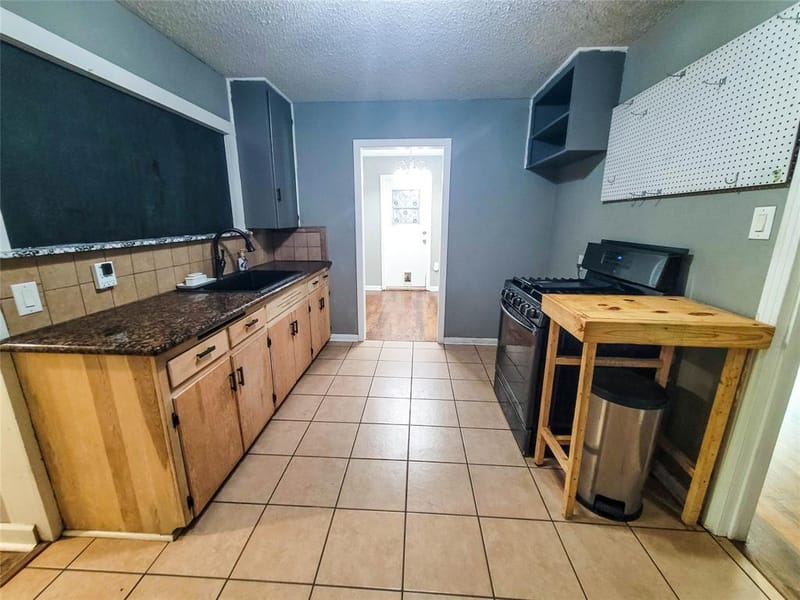 2004 N 40th Street, Waco TX 76707 - Photo 8