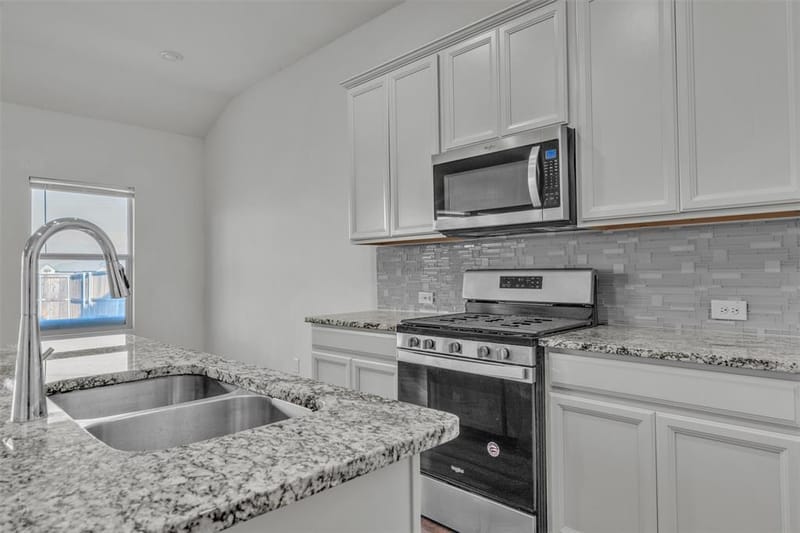 10012 Callan Lane, Fort Worth TX 76131 - Photo 15