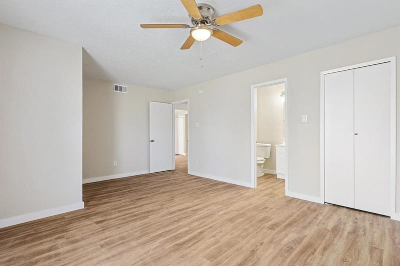 5753 Valley Mills Drive, Garland TX 75043 - Photo 8