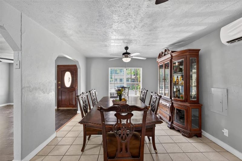 604 Graham Street, Cleburne TX 76033 - Photo 6