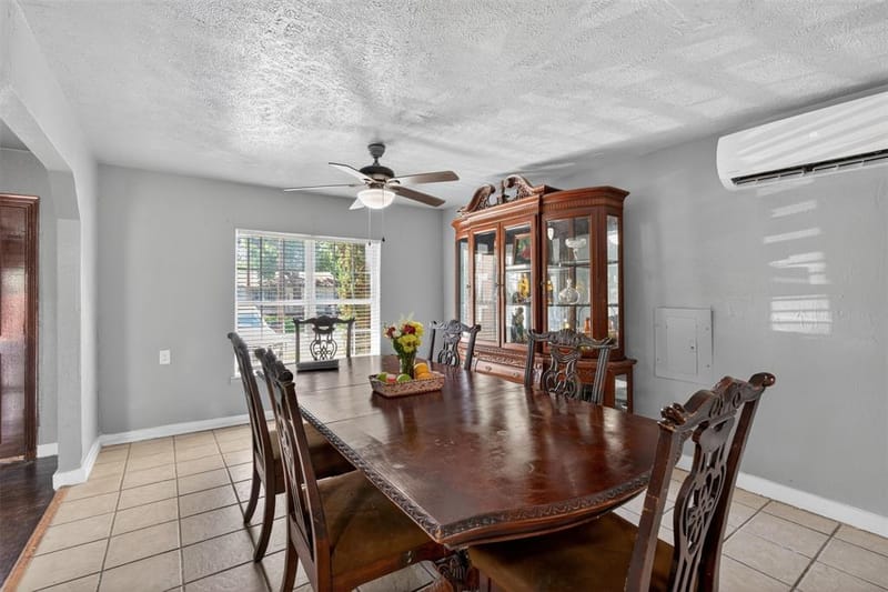 604 Graham Street, Cleburne TX 76033 - Photo 7