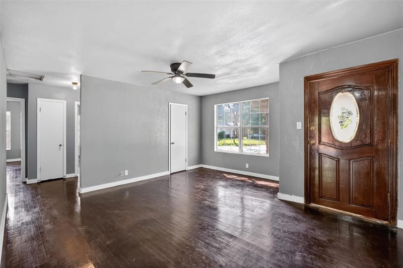 604 Graham Street, Cleburne TX 76033 - Photo 4