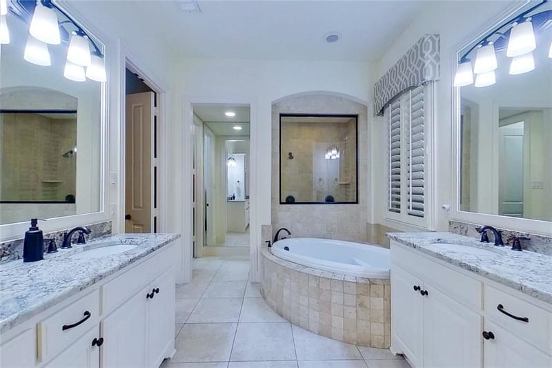 2256 Cardinal Boulevard, Carrollton TX 75010 - Photo 18