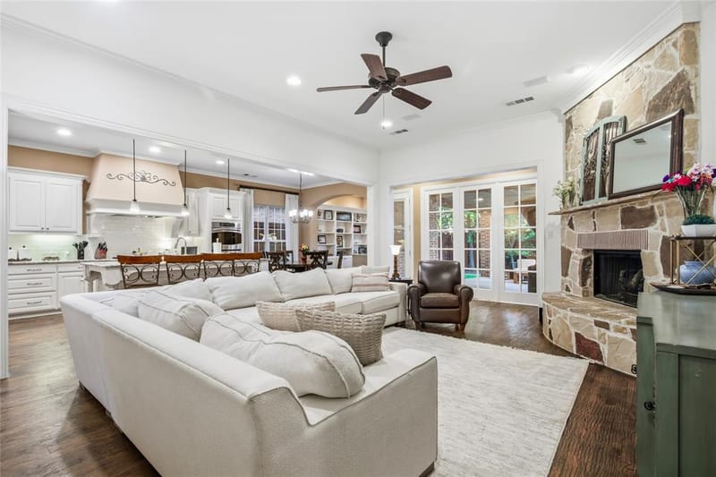 2256 Cardinal Boulevard, Carrollton TX 75010 - Photo 15