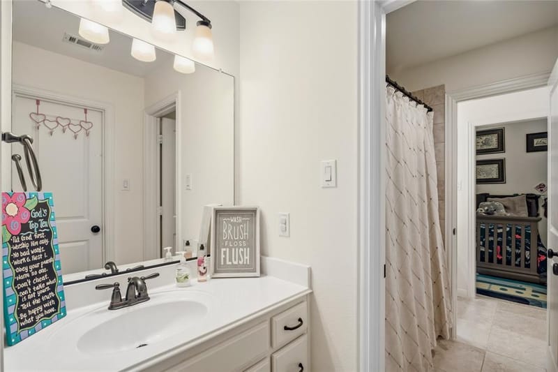 2256 Cardinal Boulevard, Carrollton TX 75010 - Photo 31