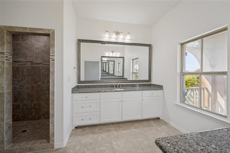 8314 Kentland Drive, Frisco TX 75034 - Photo 13