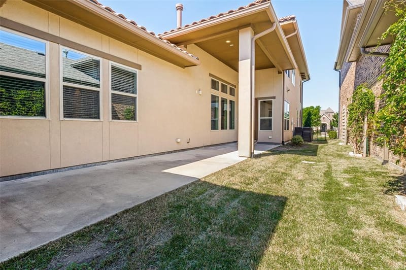 8314 Kentland Drive, Frisco TX 75034 - Photo 16