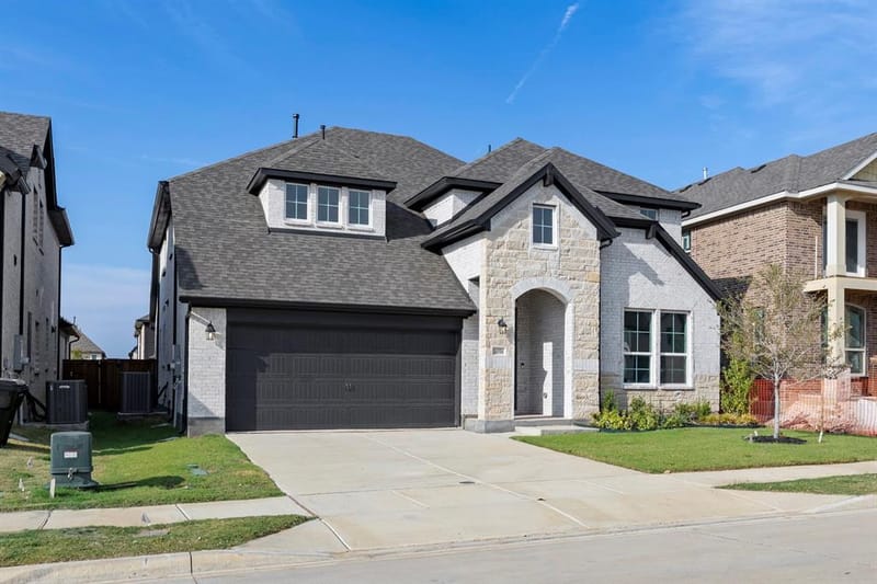 14506 Herschel Street, Pilot Point TX 75009 - Photo 2