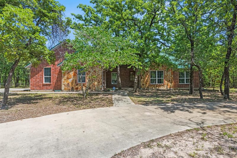 6373 Hidden Oaks Drive, Quinlan TX 75474 - Photo 3