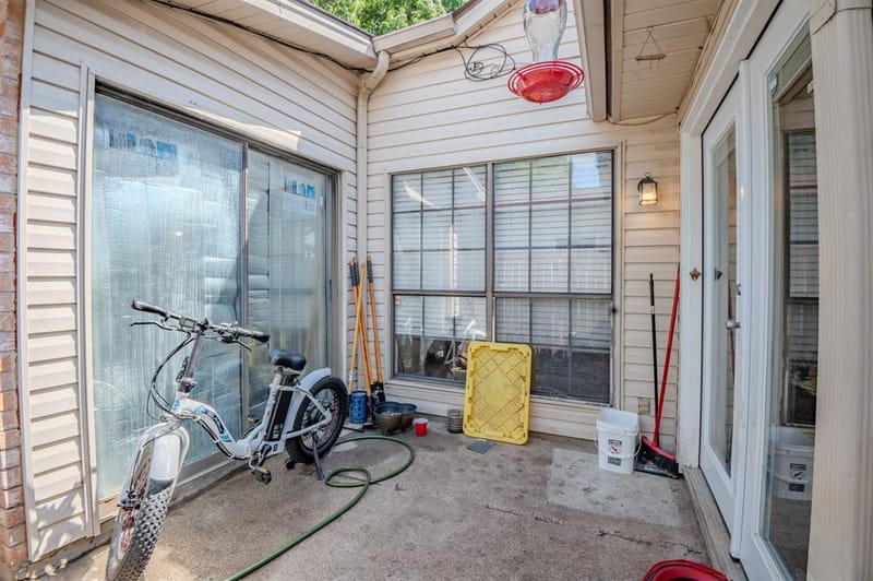 7105 Pineberry Road, Dallas TX 75249 - Photo 23