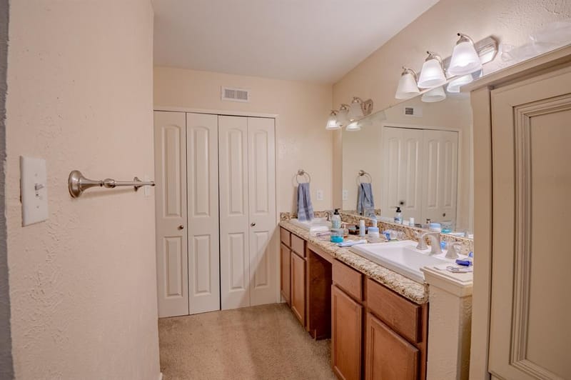 7105 Pineberry Road, Dallas TX 75249 - Photo 18