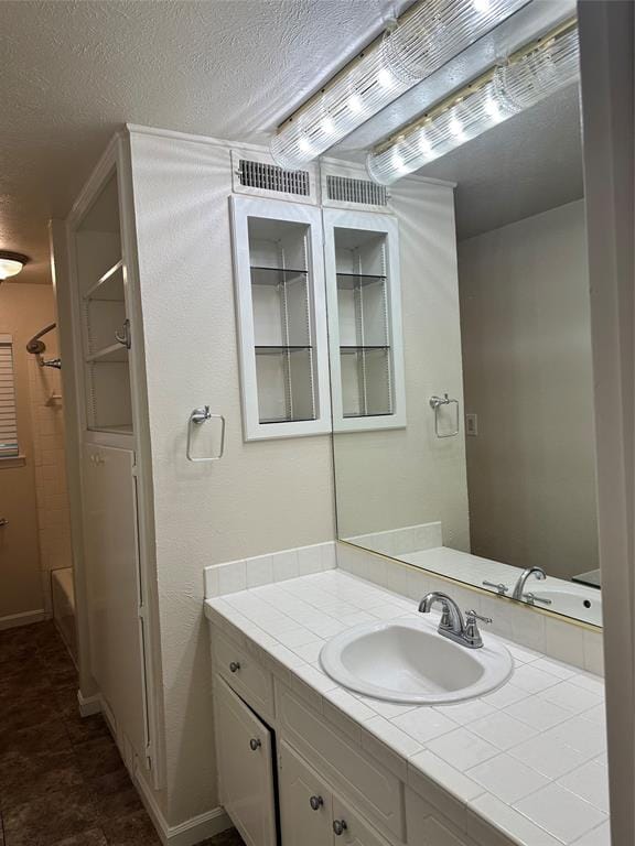 2108 Lejuan Court, Arlington TX 76010 - Photo 8