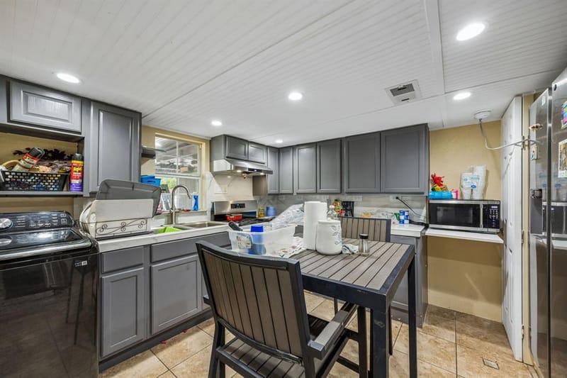 3534 Royal Lane, Dallas TX 75229 - Photo 6